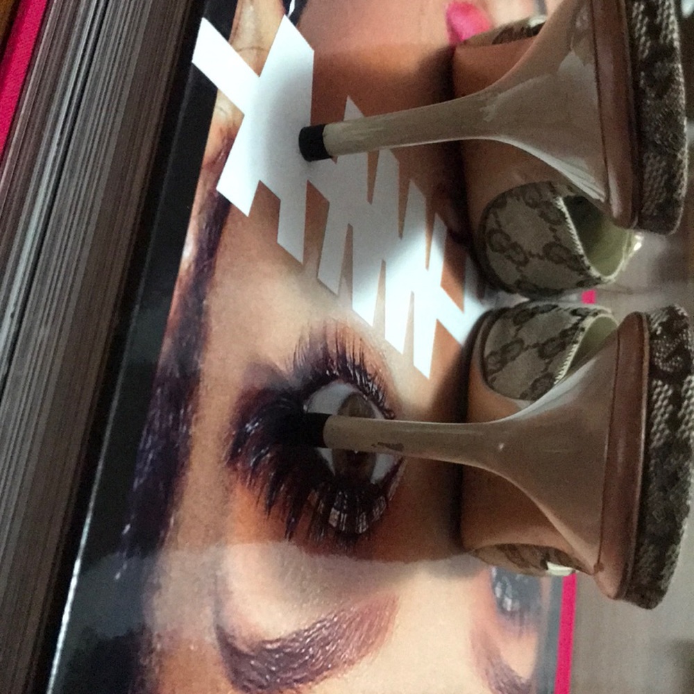 Gucci Mules 7.5 - Picture 4 of 6